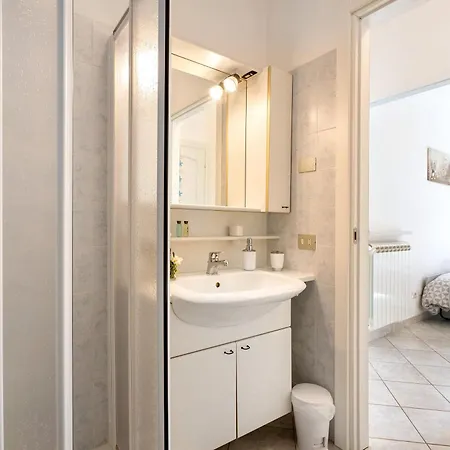 Residenza Jasmine Yellow