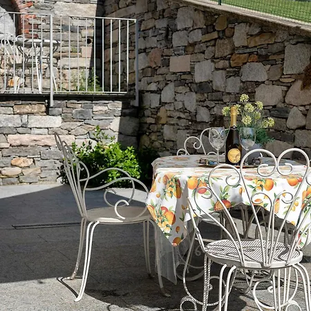 Residenza Jasmine Yellow