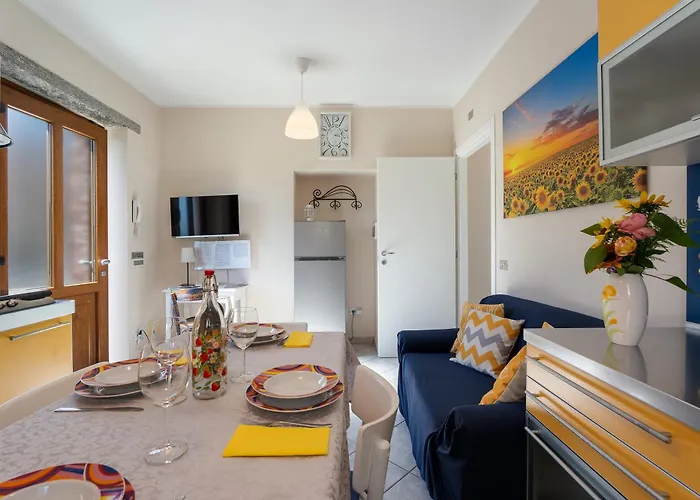 Residenza Jasmine Yellow *