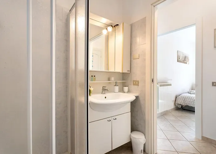 Residenza Jasmine Yellow